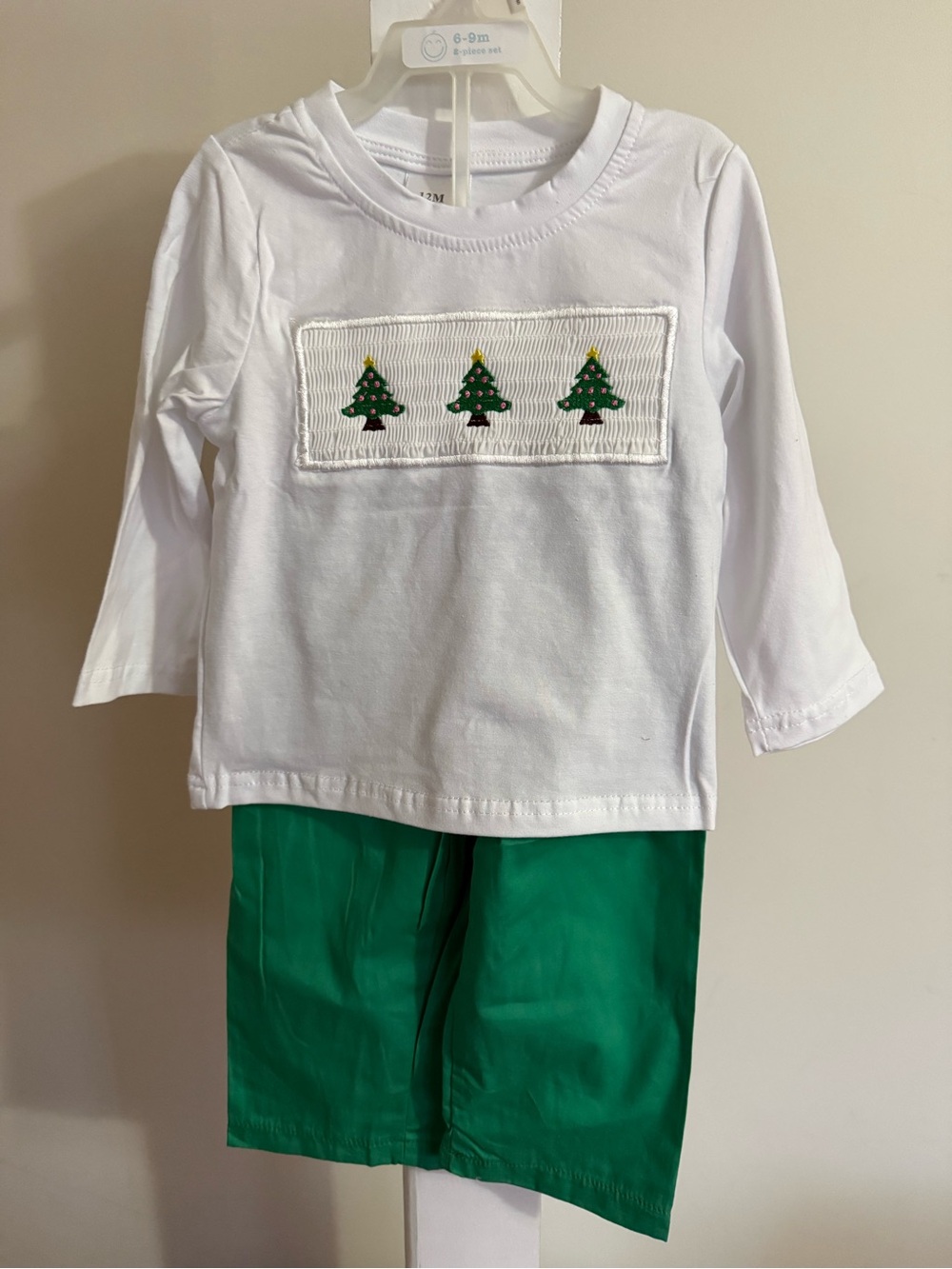 New Smocked Christmas Outfit